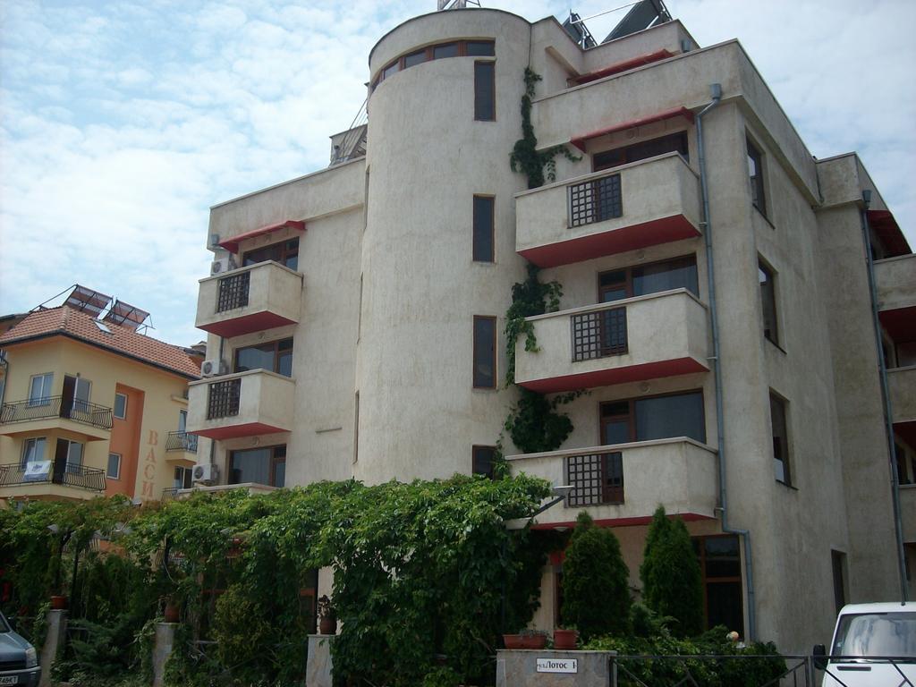 Hotel Neven Primorsko Exterior photo
