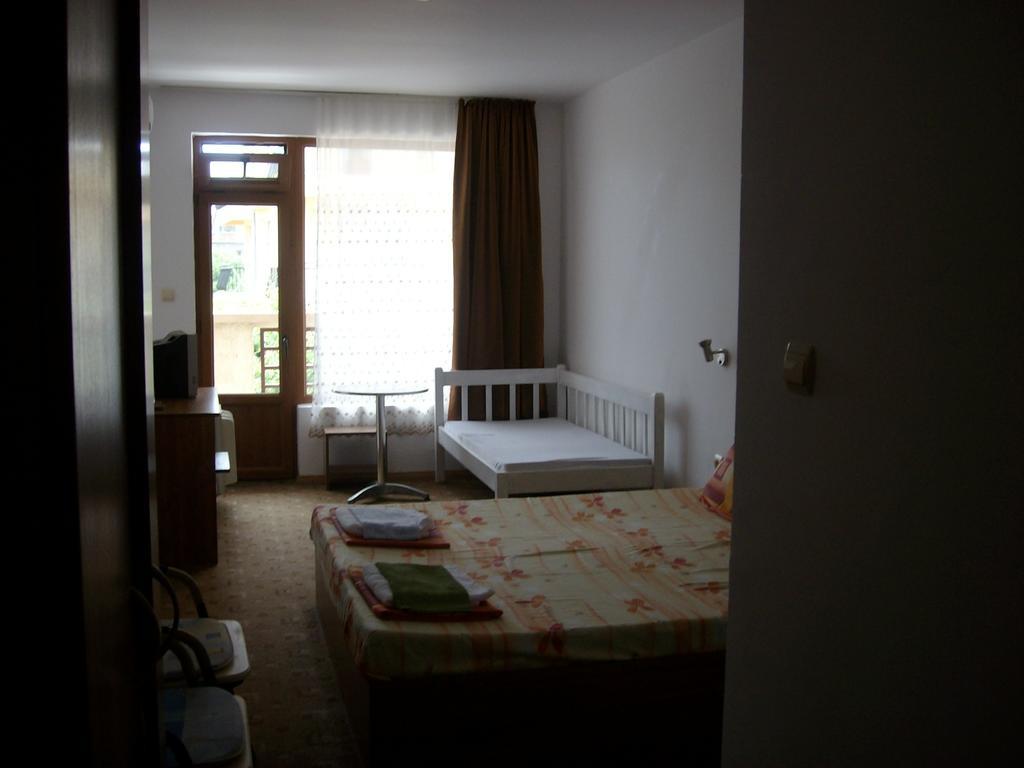 Hotel Neven Primorsko Room photo