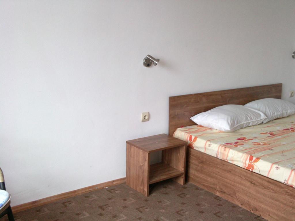 Hotel Neven Primorsko Exterior photo